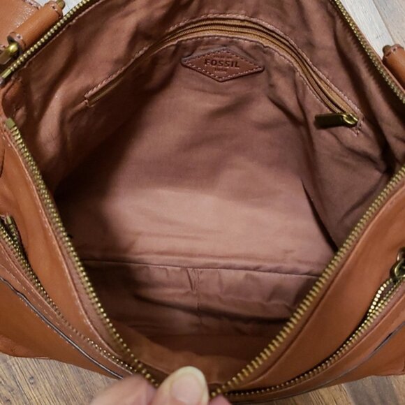 FOSSIL COREY LEATHER CROSSBODY BAG ~ BROWN ~ GREAT USED COND. - Picture 9 of 15